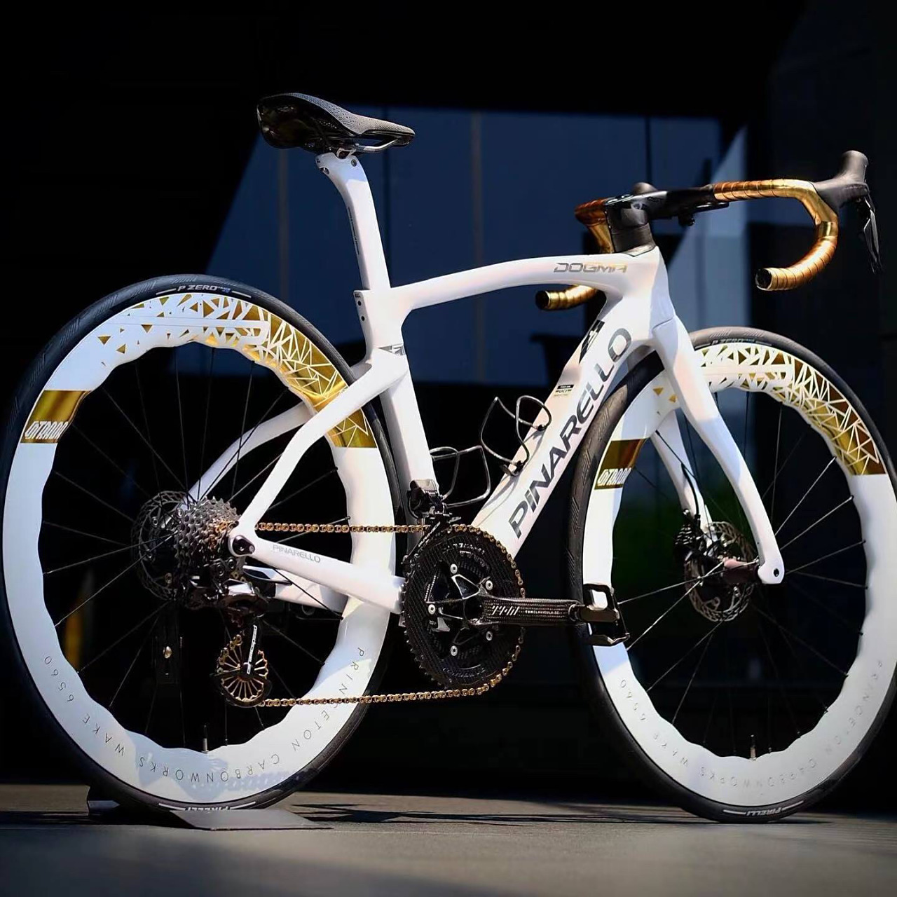 纯净之美|pinarello dogma f 水晶白陆续 到货