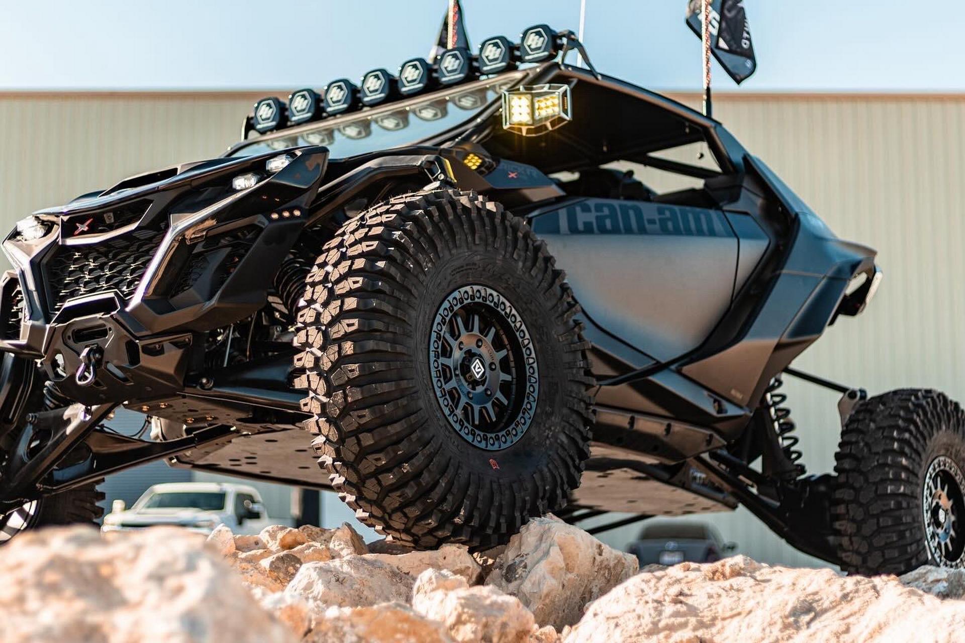 brp 庞巴迪 加美 独行侠r.全地形车 越野utv 庞巴迪新车速递