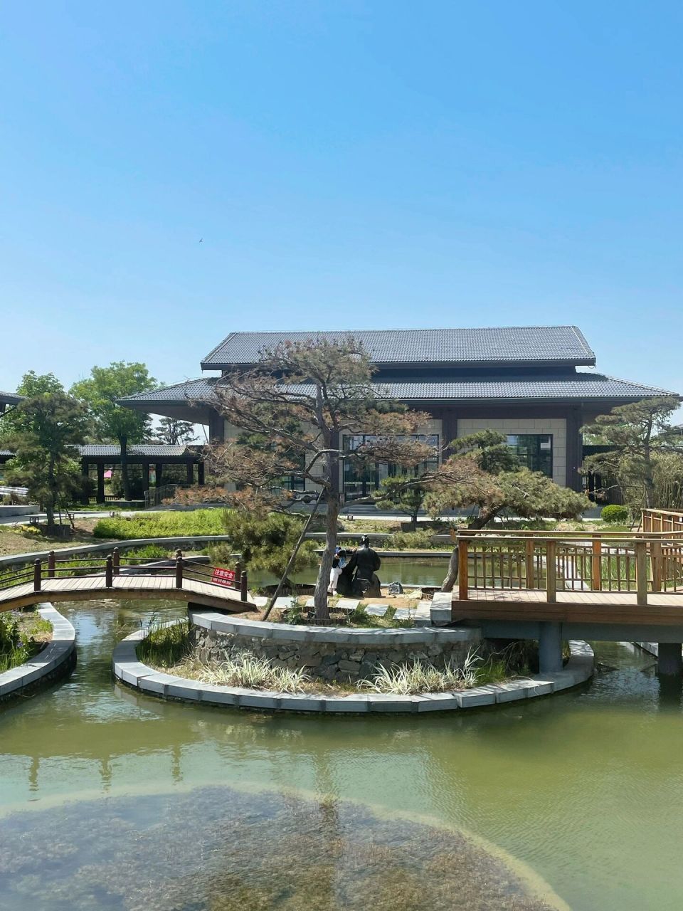 雄安郊野公园一日游 从保定市区到公园一个多小时的车程,是周边市民们