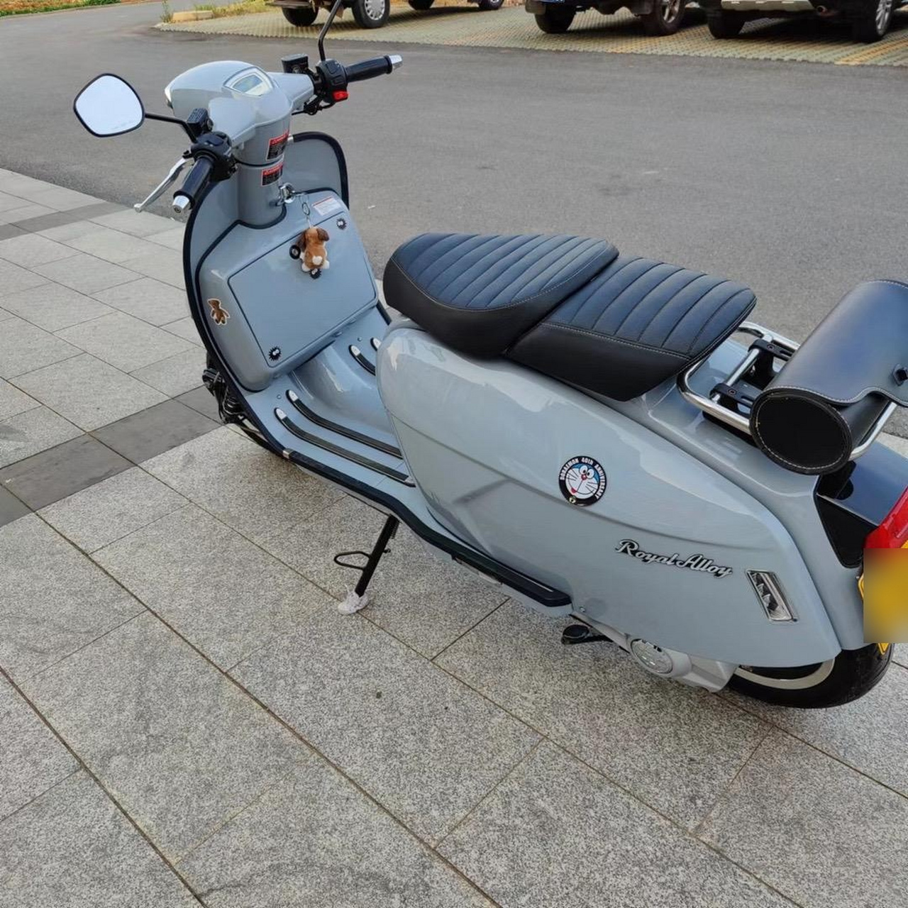 ra gp150( 英国品牌复古踏板车)22年4月上牌 新车落地28000还要等三个