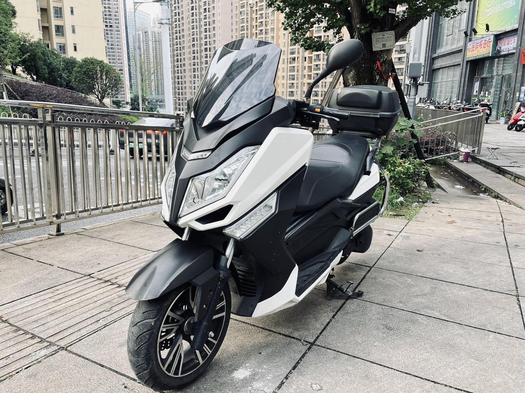 19年上牌台荣t10 马杰斯特 150 车况精品 成色如图 很新 无摔无撞