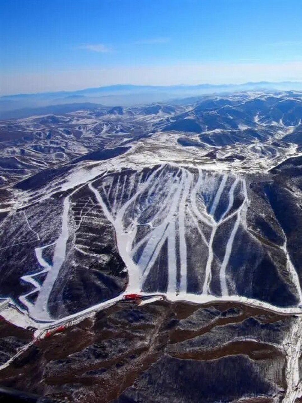 万龙雪场 张家口市万龙滑雪场,位于河北.