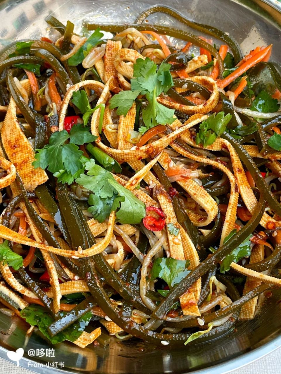 酸辣开胃7515好吃还不怕胖的海带丝拌豆皮～ 今天分享这道超好吃