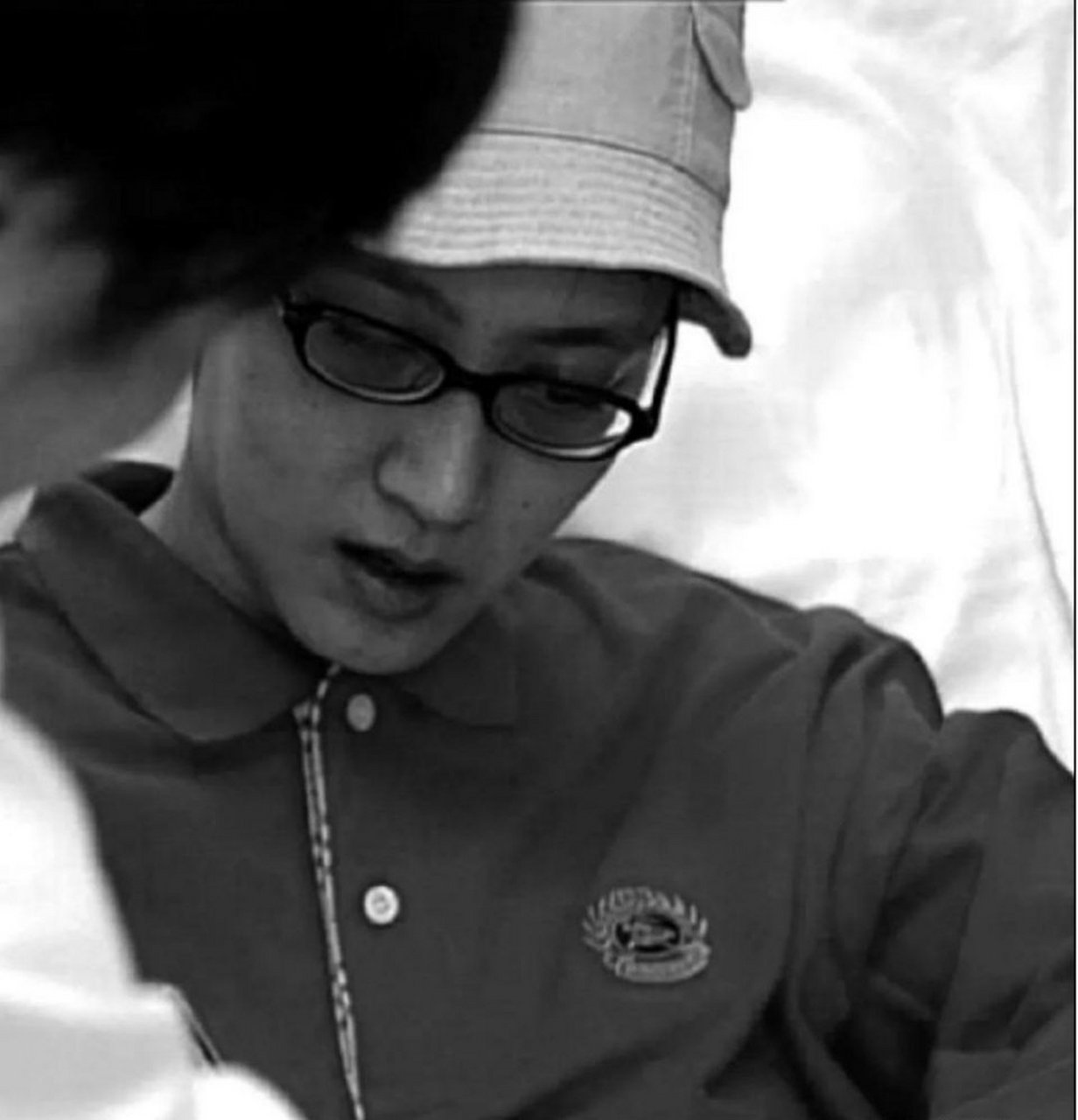 2002年,香港凤凰卫视主持人刘海若,在伦敦乘火车旅行时,火车突然脱离