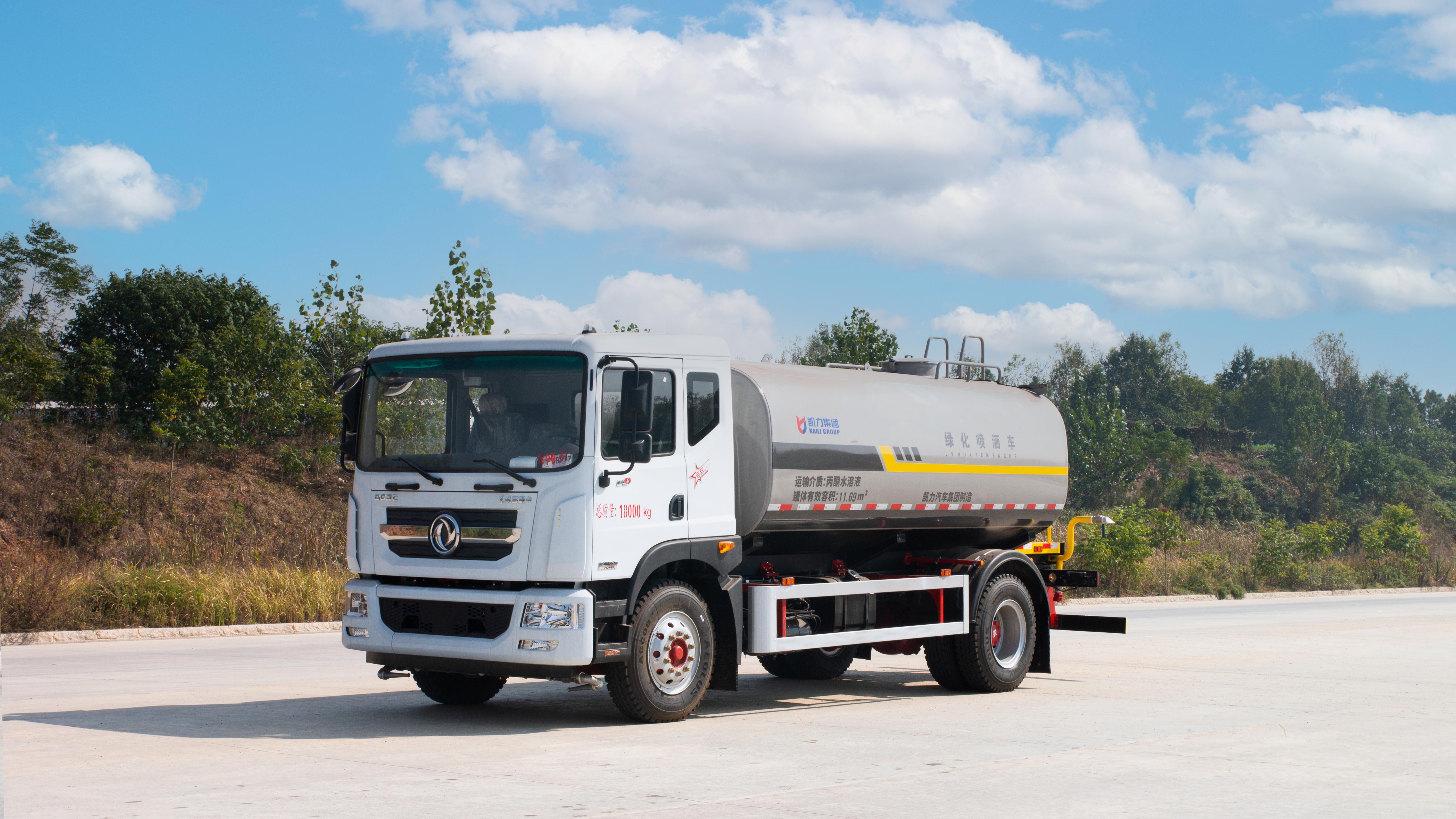 东风d9洒水车/喷雾车,动发机选可玉柴165/康机195/康机230,块模化设计