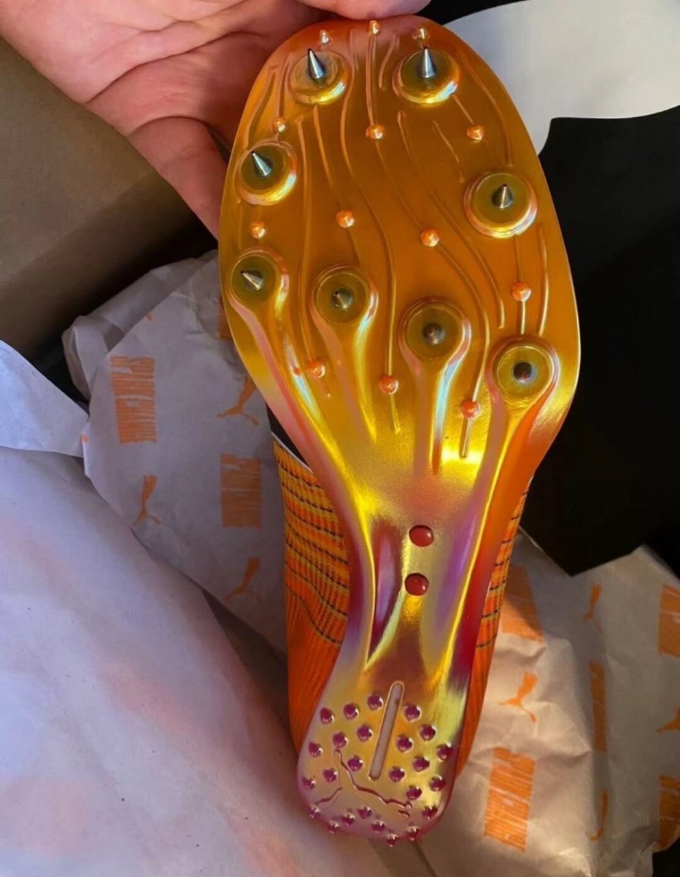 博尔特同款 博尔特同款钉鞋 某物要9999 我这对半 兄弟们 这还不心动