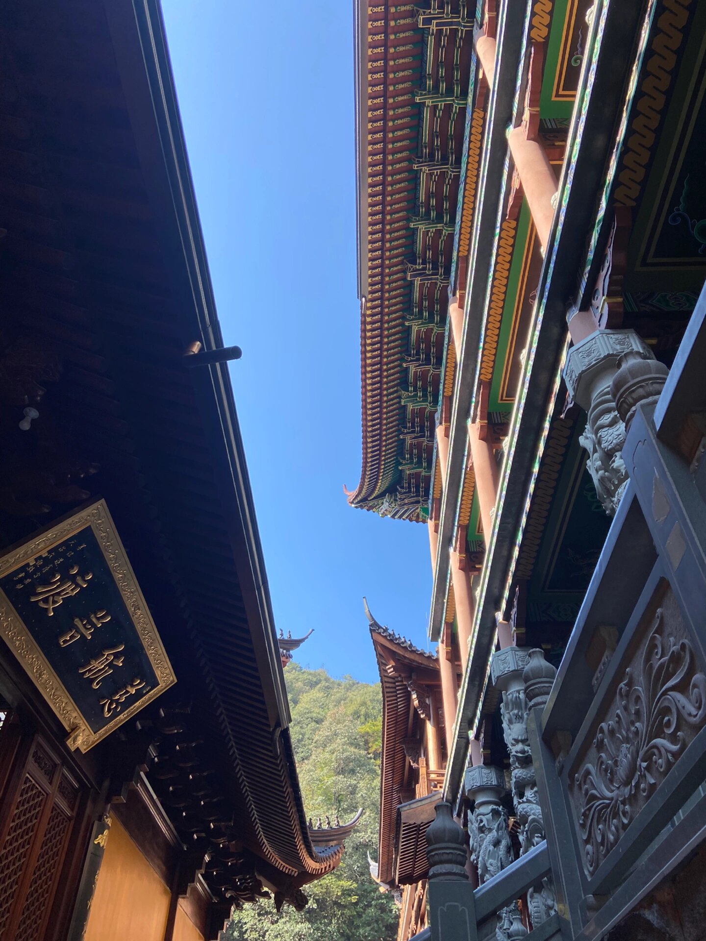 杭州临安玲珑山卧龙寺