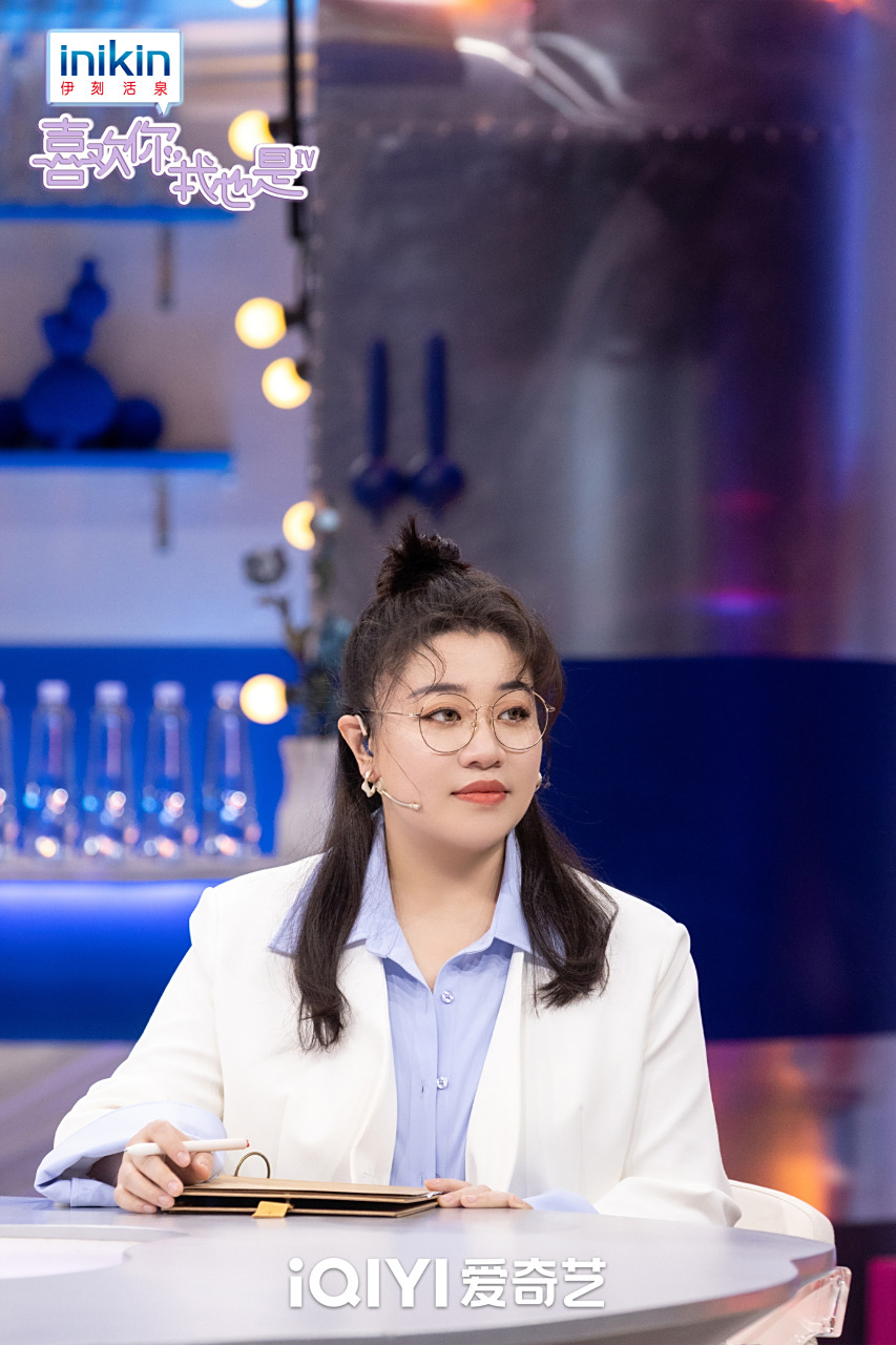 喜欢你我也是#破茧家族蒋诗萌panda的剧照来喽～诗萌常常用自己风趣