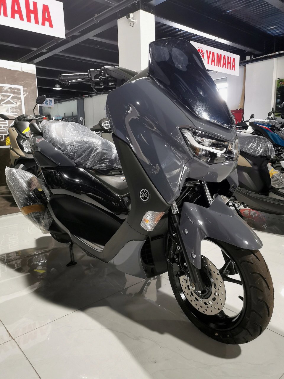 雅马哈n妹155 全新现货 雅马哈nmax155 水泥灰 全新现货  进口大贸