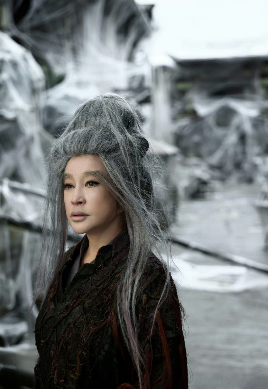 刘晓庆新片角色适配度#刘晓庆主演电影《奇门遁甲2》,刘晓庆首次出演