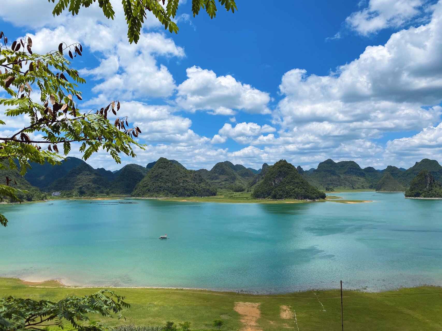 广西靖西渠洋湖,最美湖景 天气晴好的渠洋湖太美了,距离市区30多公里