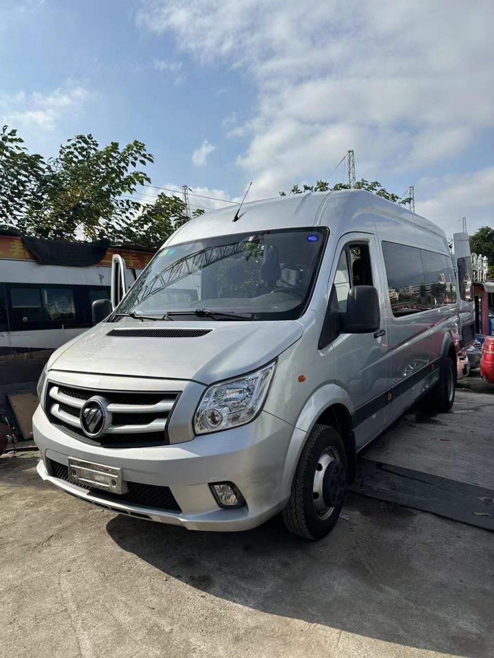 19年图雅诺绝版车型5.99米后双轮,7座,2.