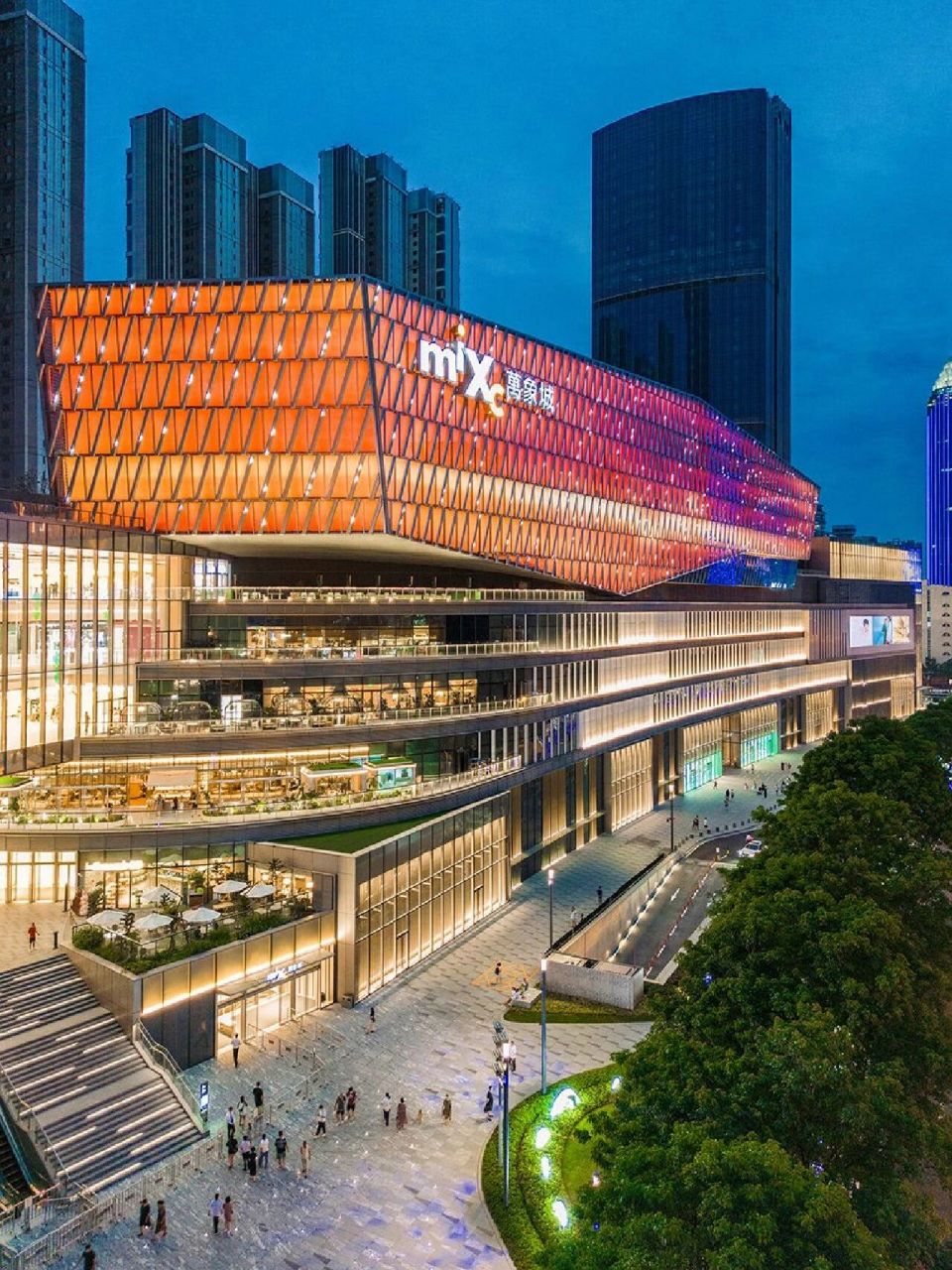 今年开业的武汉万象城3.0,无重奢也很惊艳 同样重仓杭州的几个华润万