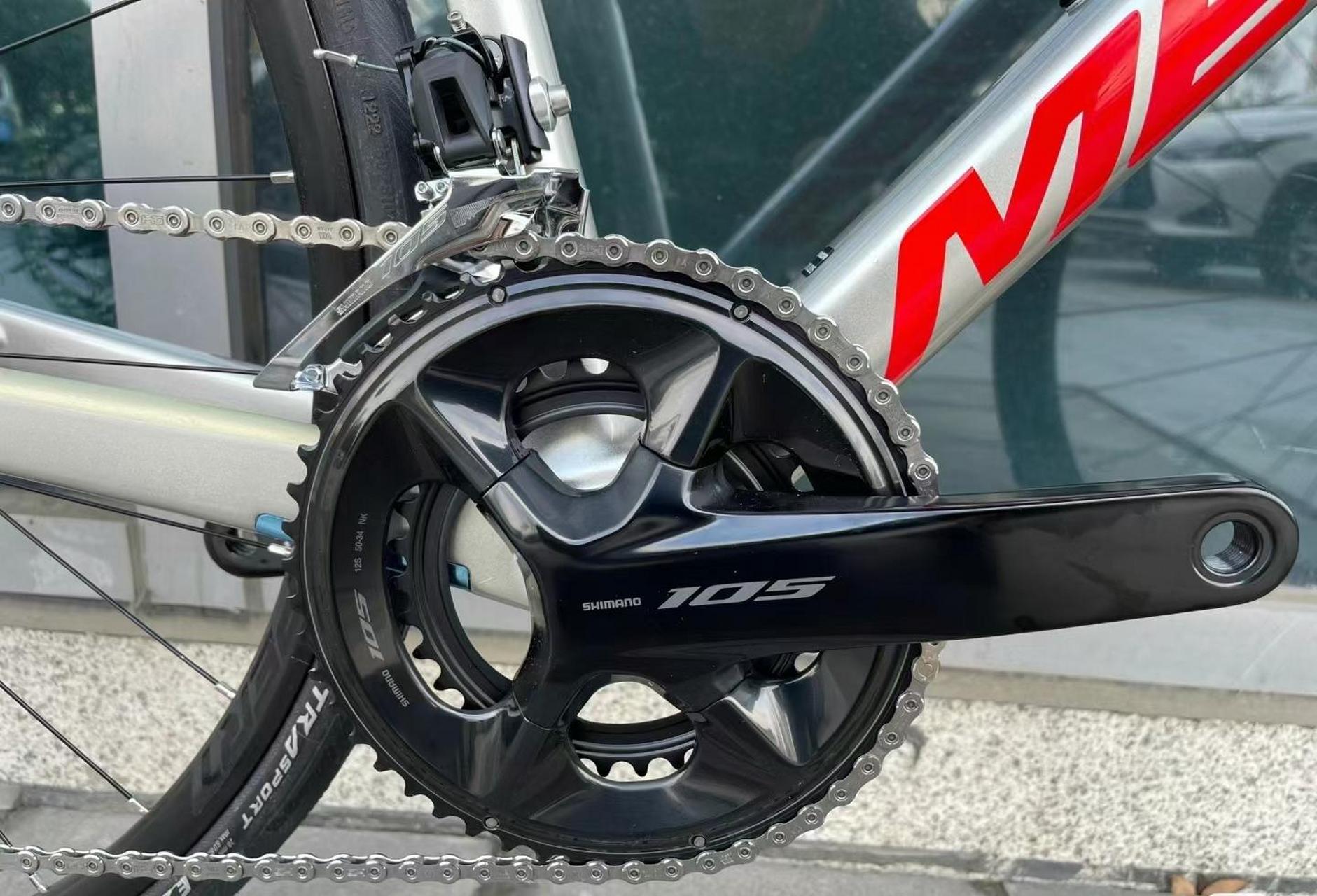 美利达斯特拉4000 零售价:14800元 車架:scultura cf3 v 車架尺寸:xxs