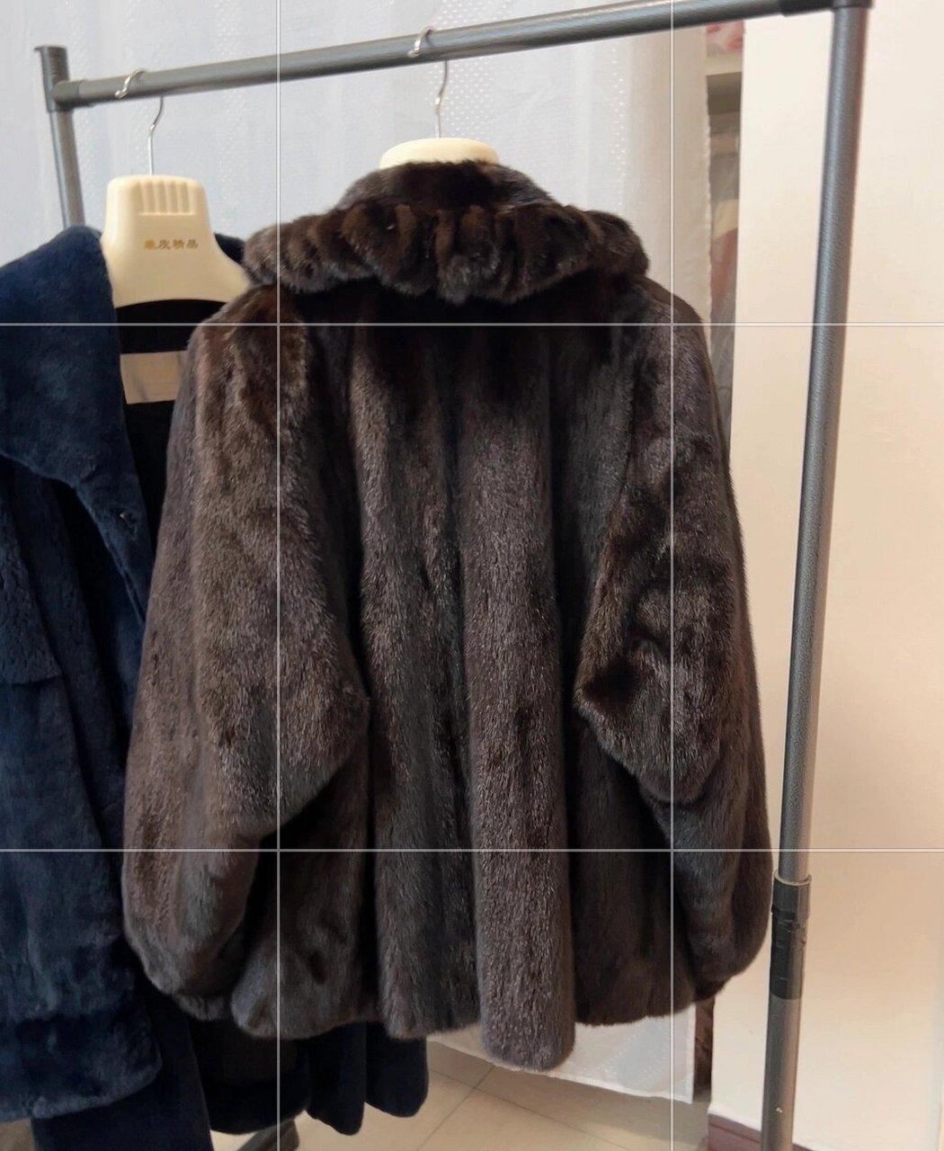 saga金标品牌认证中古貂 随缘出本黑色很厚的买来就比较贵 亏79