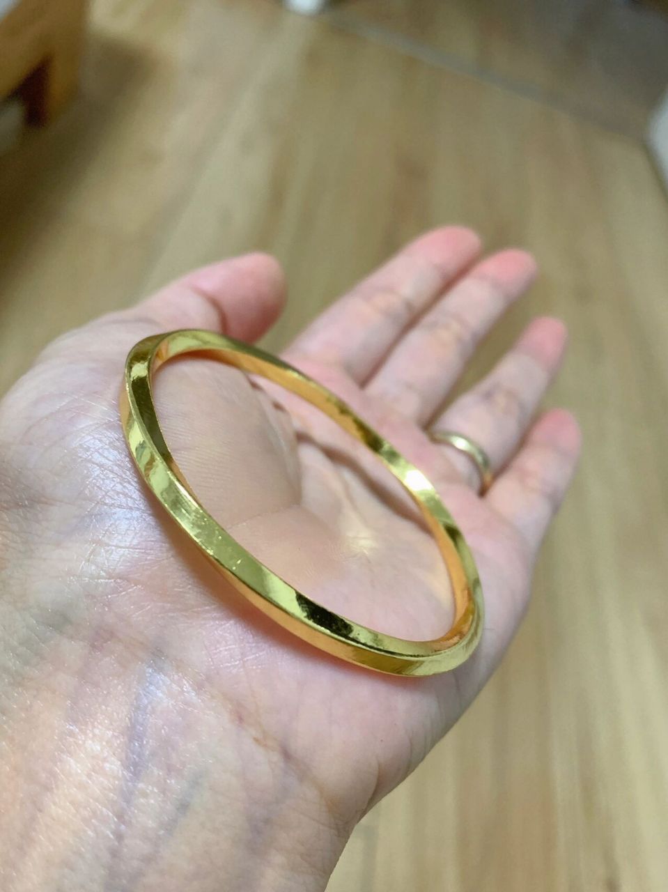 给女儿20岁的生日礼物97 金手镯 黄金莫比乌斯环手镯,37g圈口53