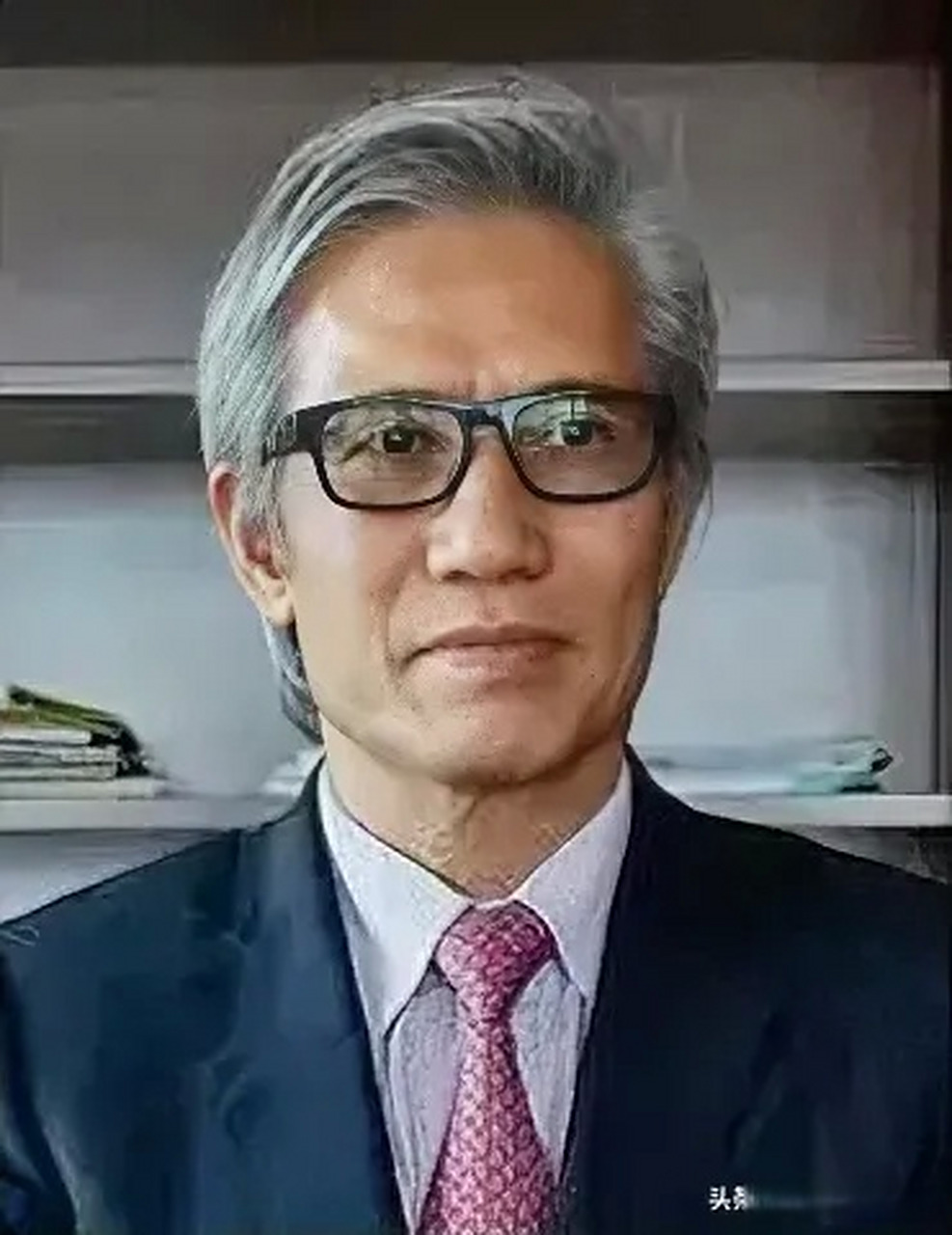 刚峰看东方#  海南新首富揭榜:周敬良         据网络消息,2023海舷