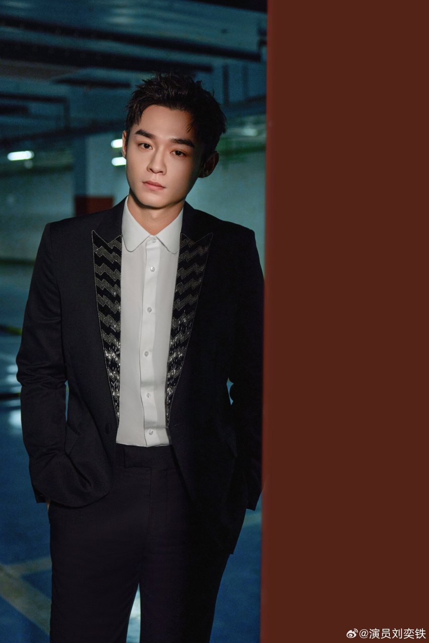 感谢#国剧盛典# 授予"年度优秀演员"荣誉,也谢谢大家对"王阳"的喜爱