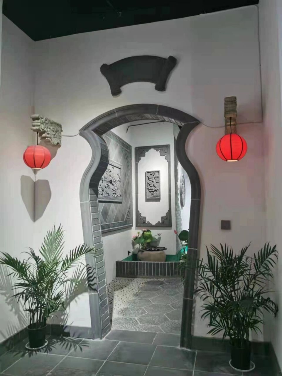 宝瓶门平安聚财