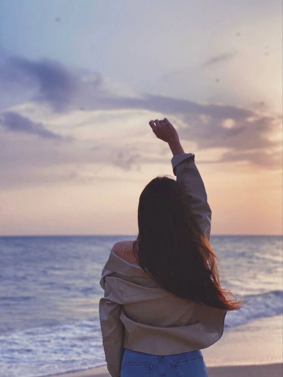 头像分享微信头像海边拍照背影朋友圈背景 #头像分享# #海边# #微信