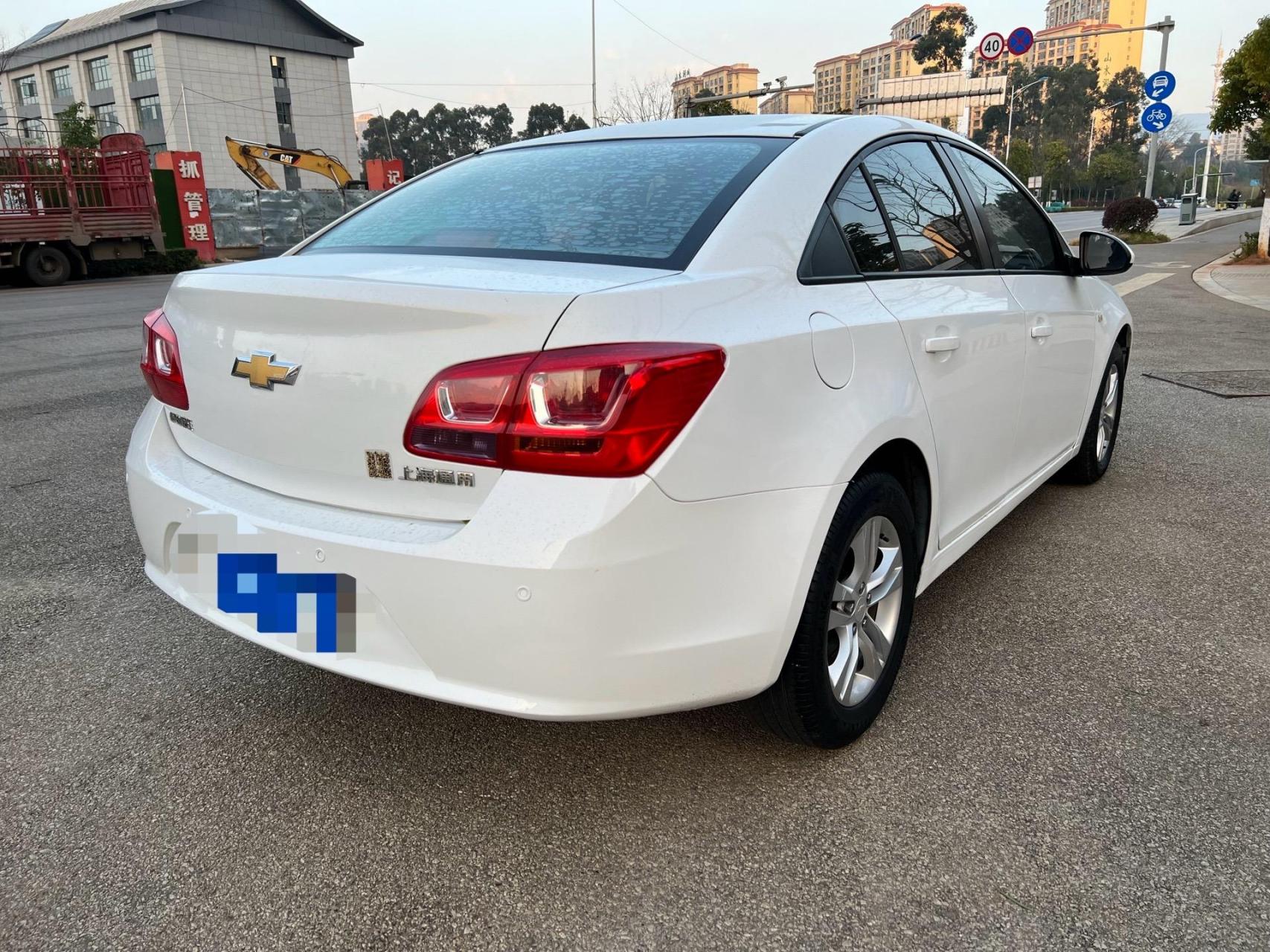 15年上排改款科鲁兹, 1.