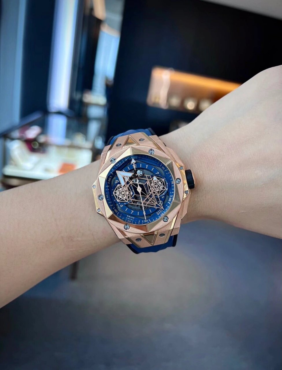 炸眼当属宇舶刺青二代全球限量100枚 型号418.0x.