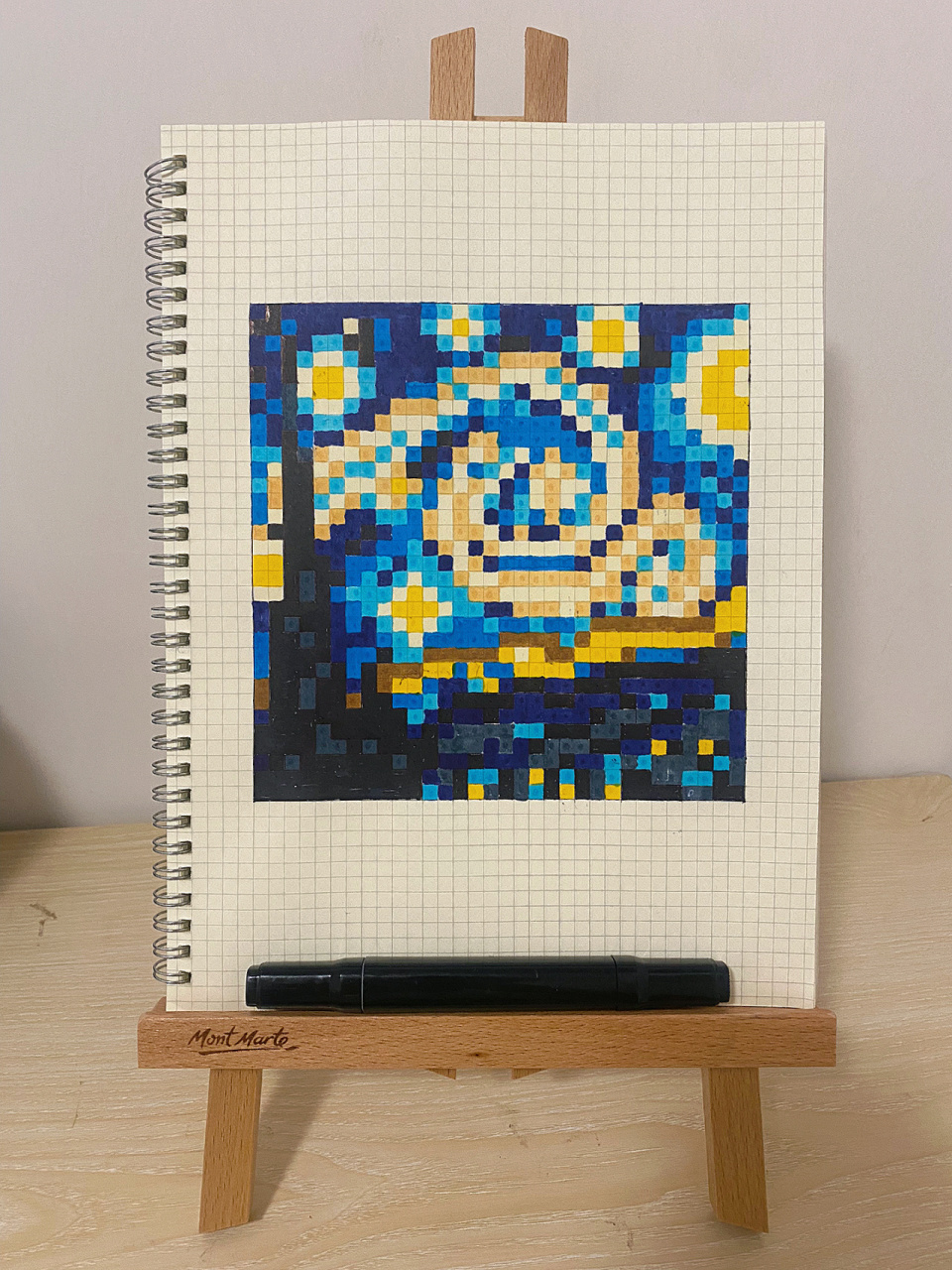 像素画 梵高 星月夜   像素画:星月夜 梵高 工具:80色马克笔 a4网格本