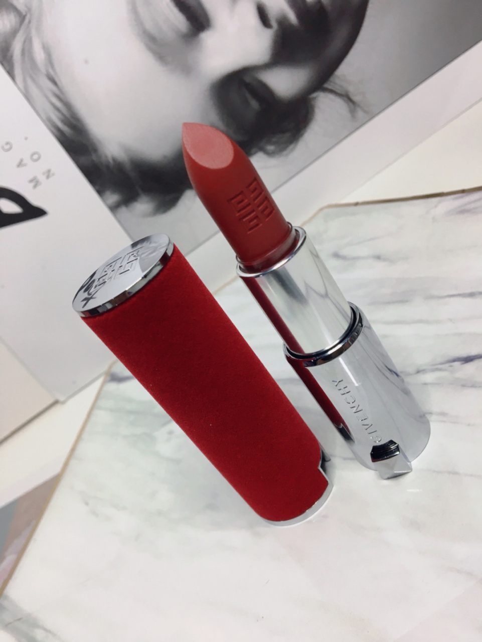纪梵希秋冬新款红丝绒唇膏n37 高级丝绒 蓝调复古红 超级显白 不挑皮