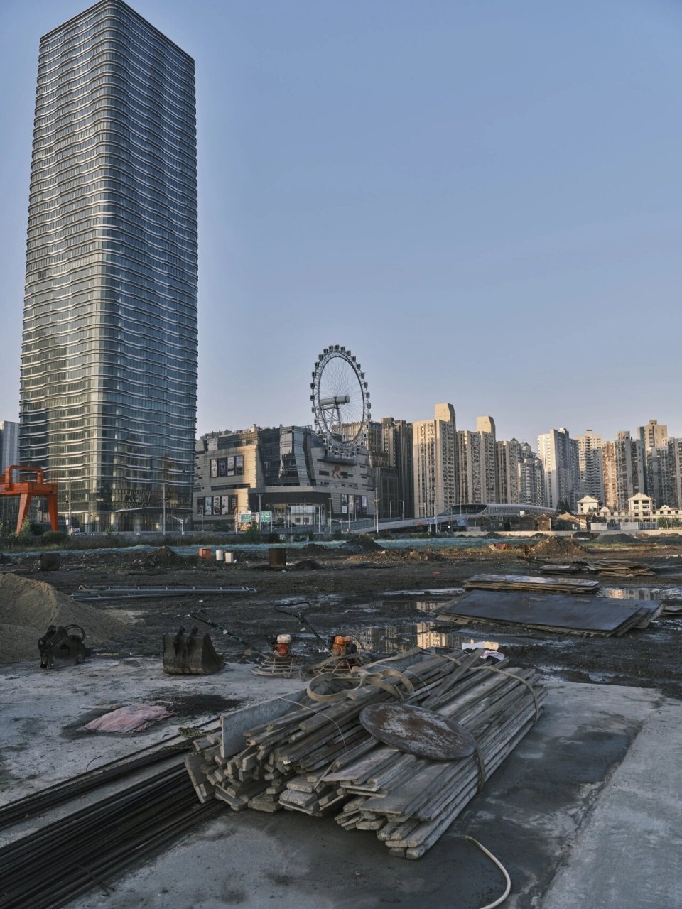 上海静安苏河湾地区龙盛华兴新城形象进度1 随着福新里,福新汇的逐渐