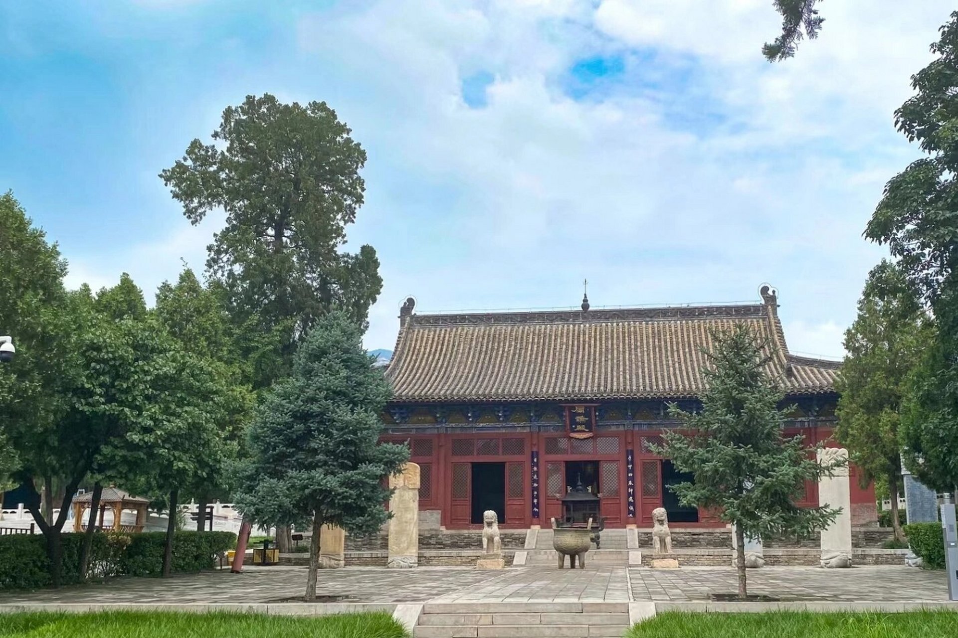 邢台|扁鹊庙 ①扁鹊庙,又名扁鹊祠,位于河北省邢台市内丘县城西26公里