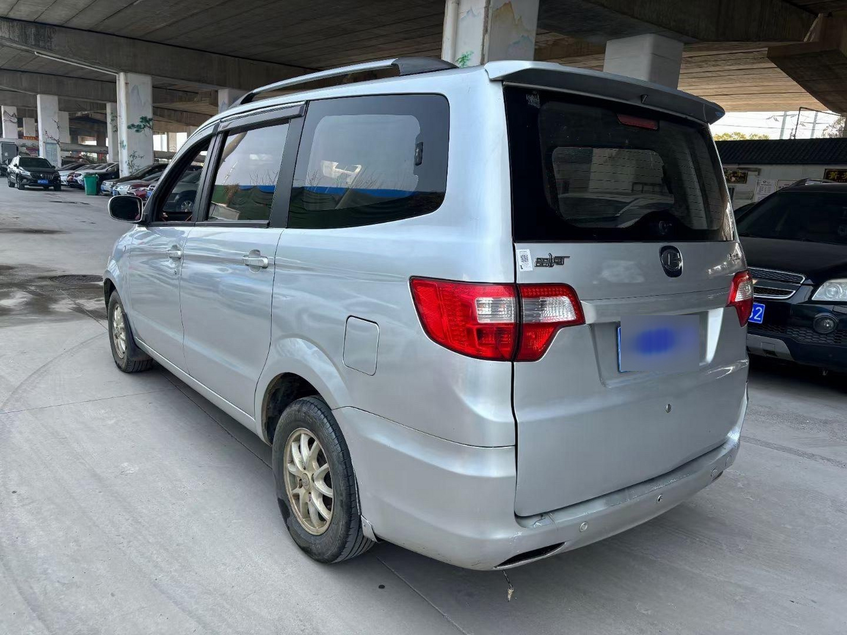 新到15年8月,昌河m50小商务面包车,精品车子,9万多公里,价格便宜万把