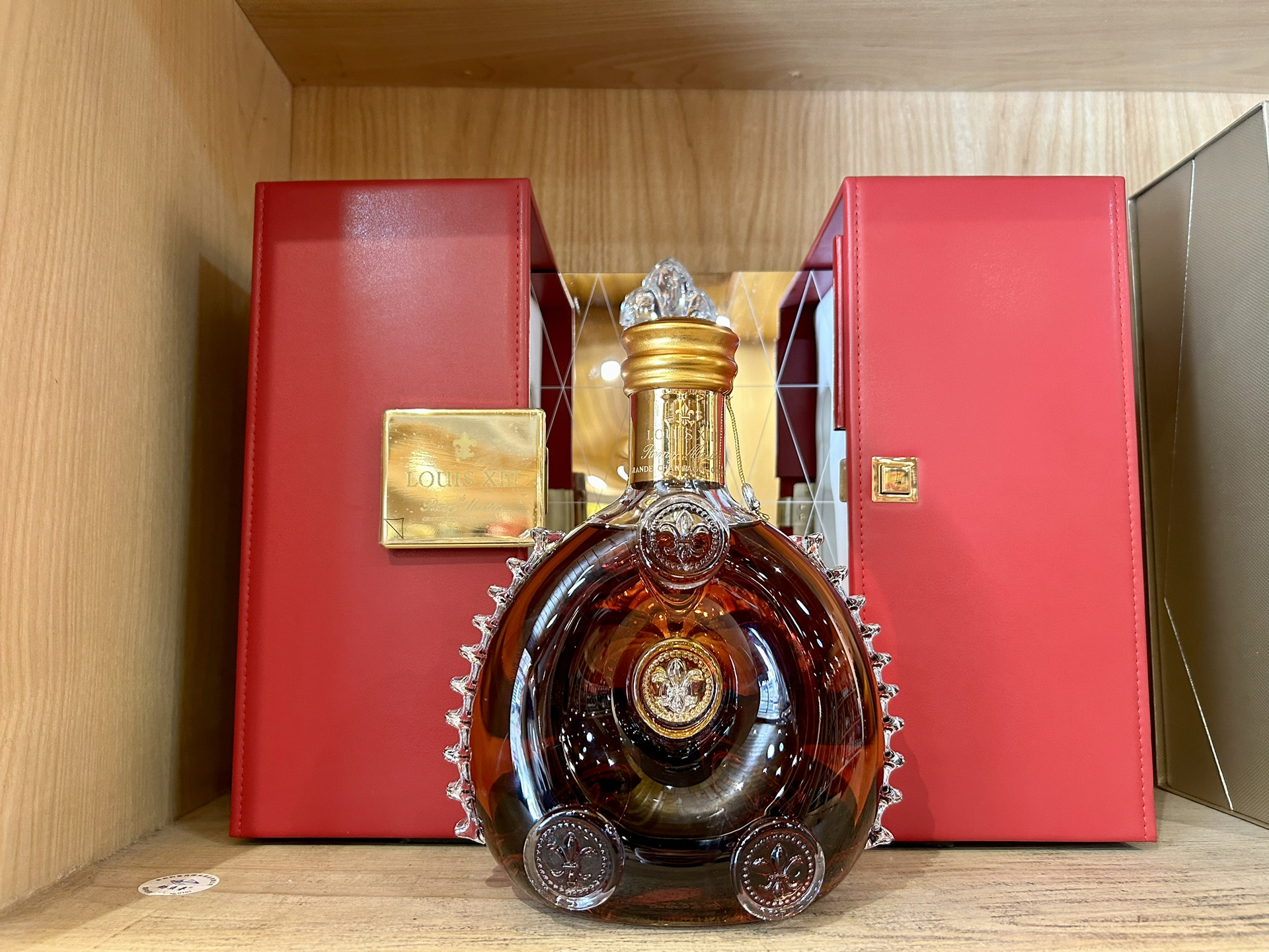 17年路易十三全品 今天收到一瓶17年路易十三全品,有喜欢的老铁吗?