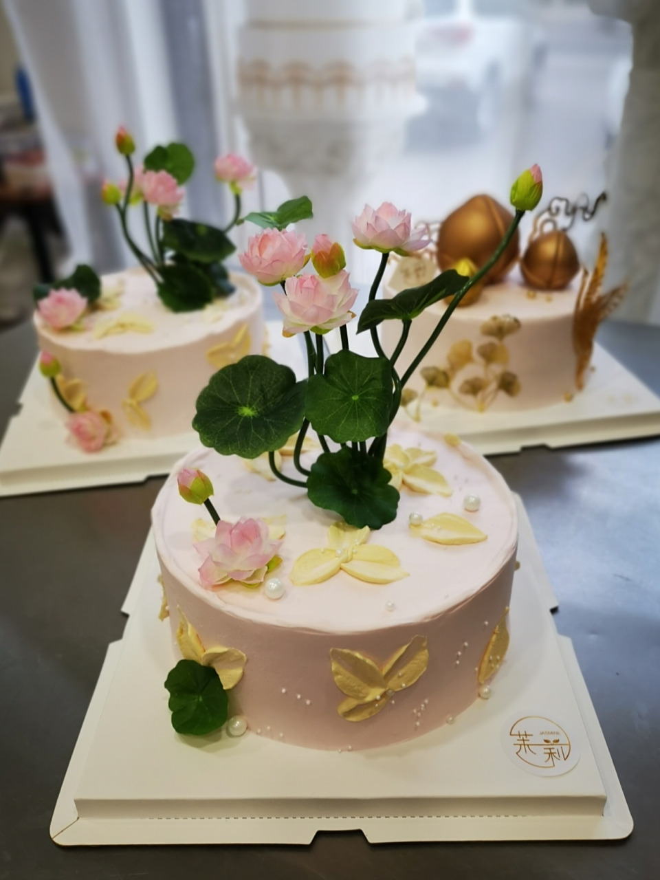 供佛蛋糕 明天(四月初八)是一年中最吉祥的日 感谢善良的妹妹,她的