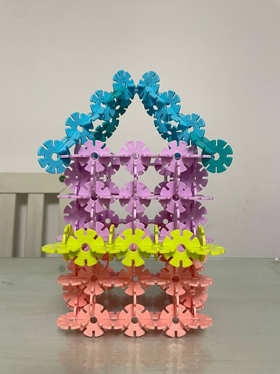 雪花片的99种玩法|别墅92拼搭教程 今天儿子说要搭个房子,这不,来