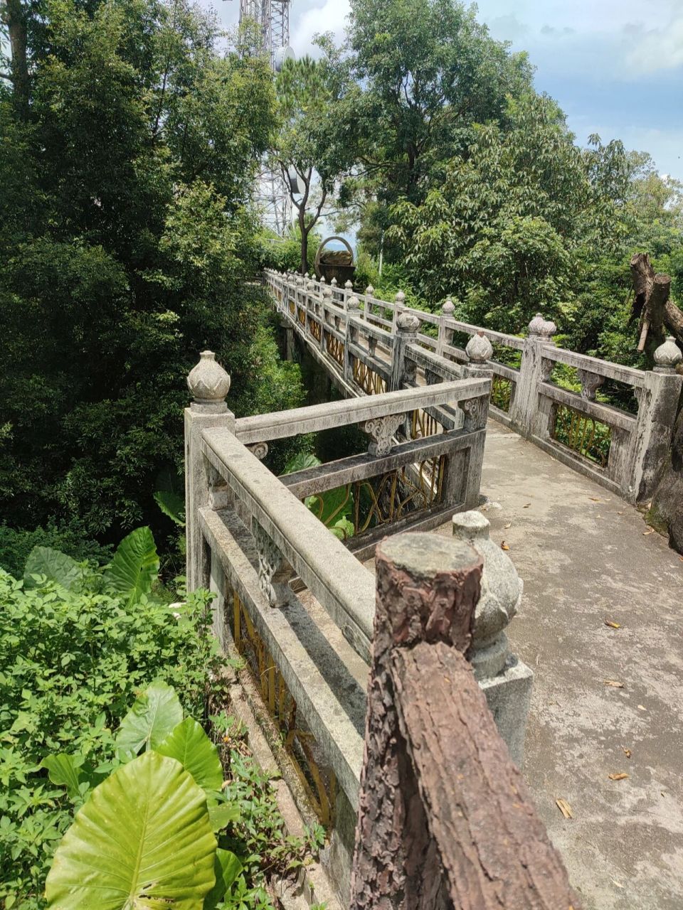 恩平鳌峰山公园图片