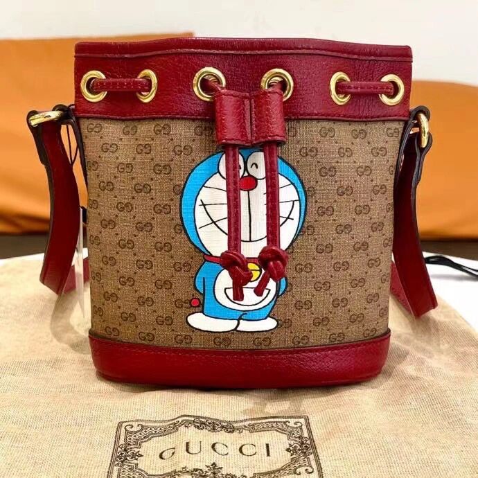 gucci古驰 限量哆啦a梦 叮当猫联名款 mini gucci古驰 限量哆啦a梦