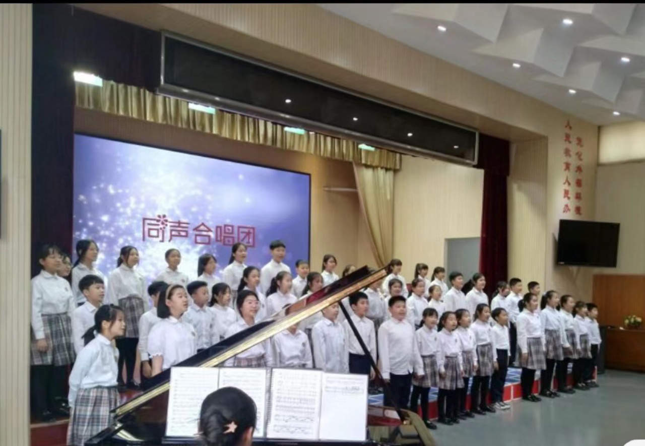 同望小学一个可以寄宿的学校 天津市河西区同望小学创建于1905年,原为