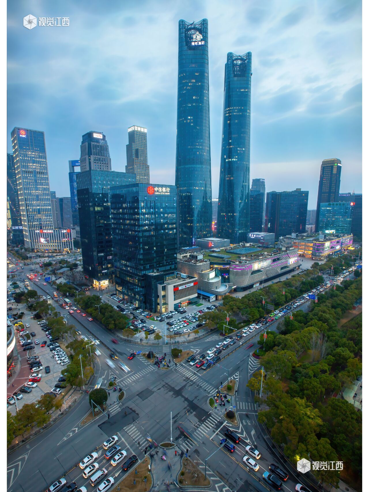 南昌cbd | 红谷滩绿地双子塔 🏠南昌双子塔是南昌标志性建筑之一.