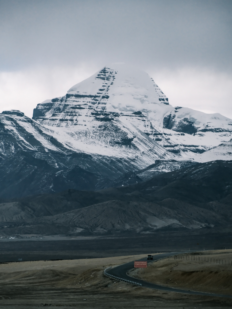 世界中心  |  冈仁波齐 世界朝圣中心,恒河,印度河,雅鲁藏布江发源地