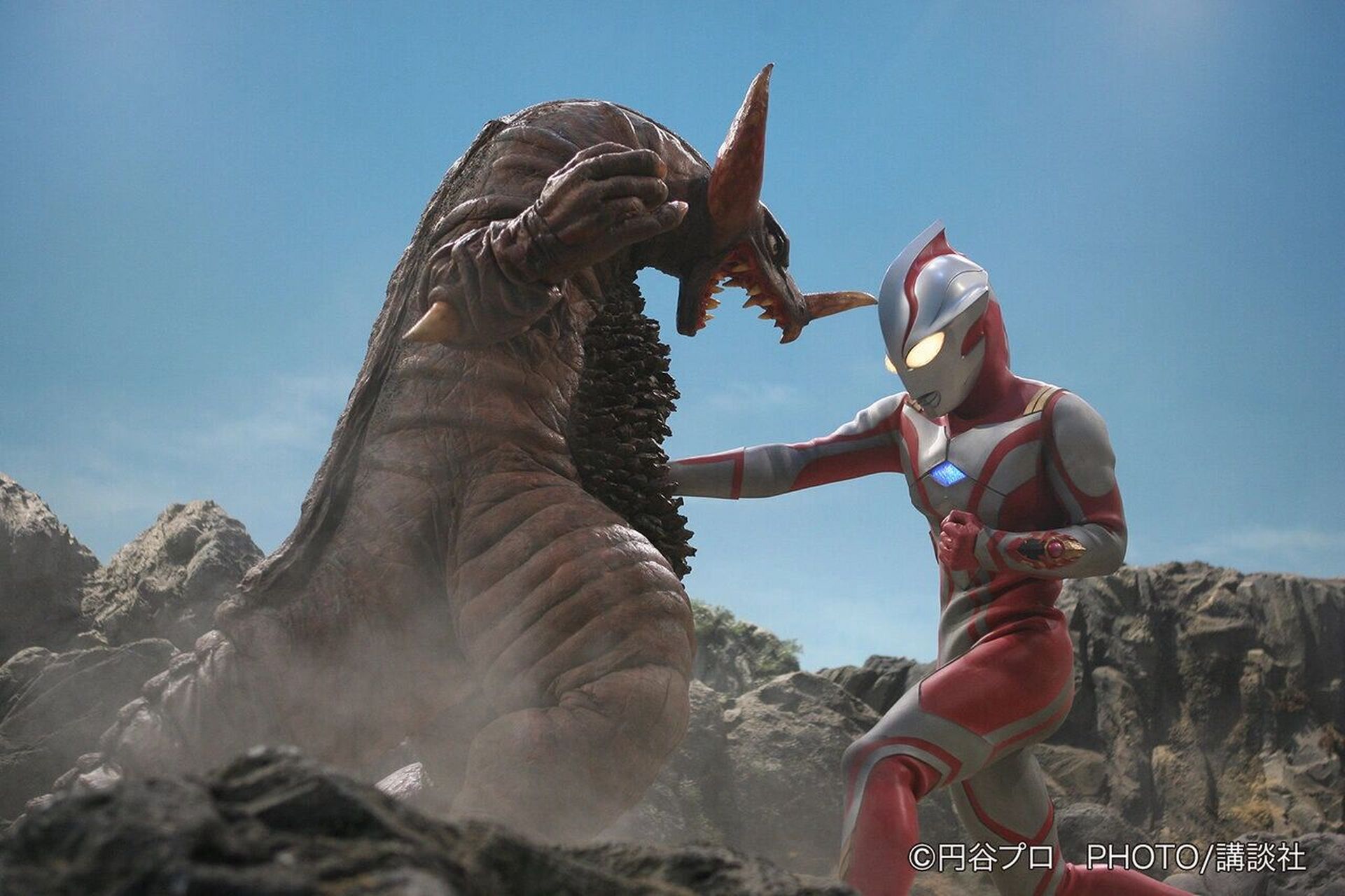 《梦比优斯奥特曼》第42话 高清剧照    2007年2月3日,是《梦比优斯