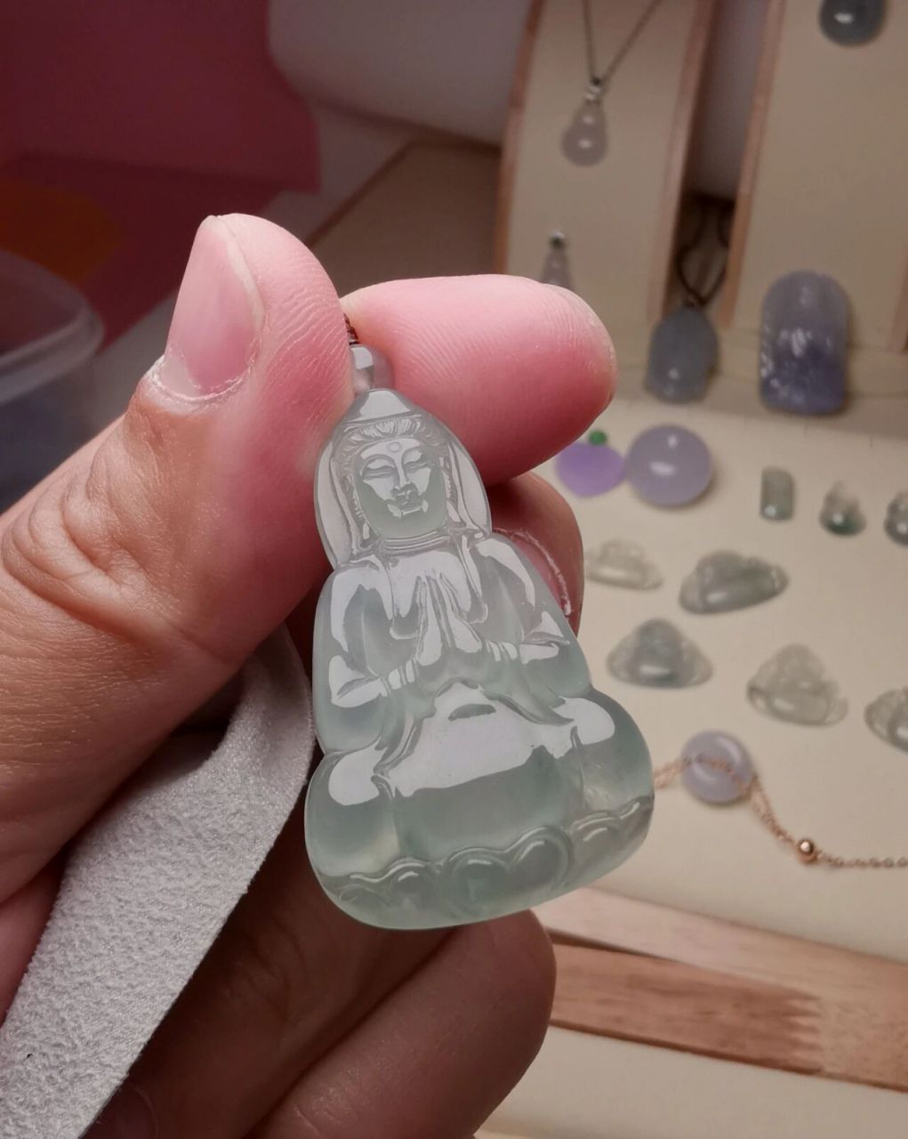 翡翠 冰晴素衣观音