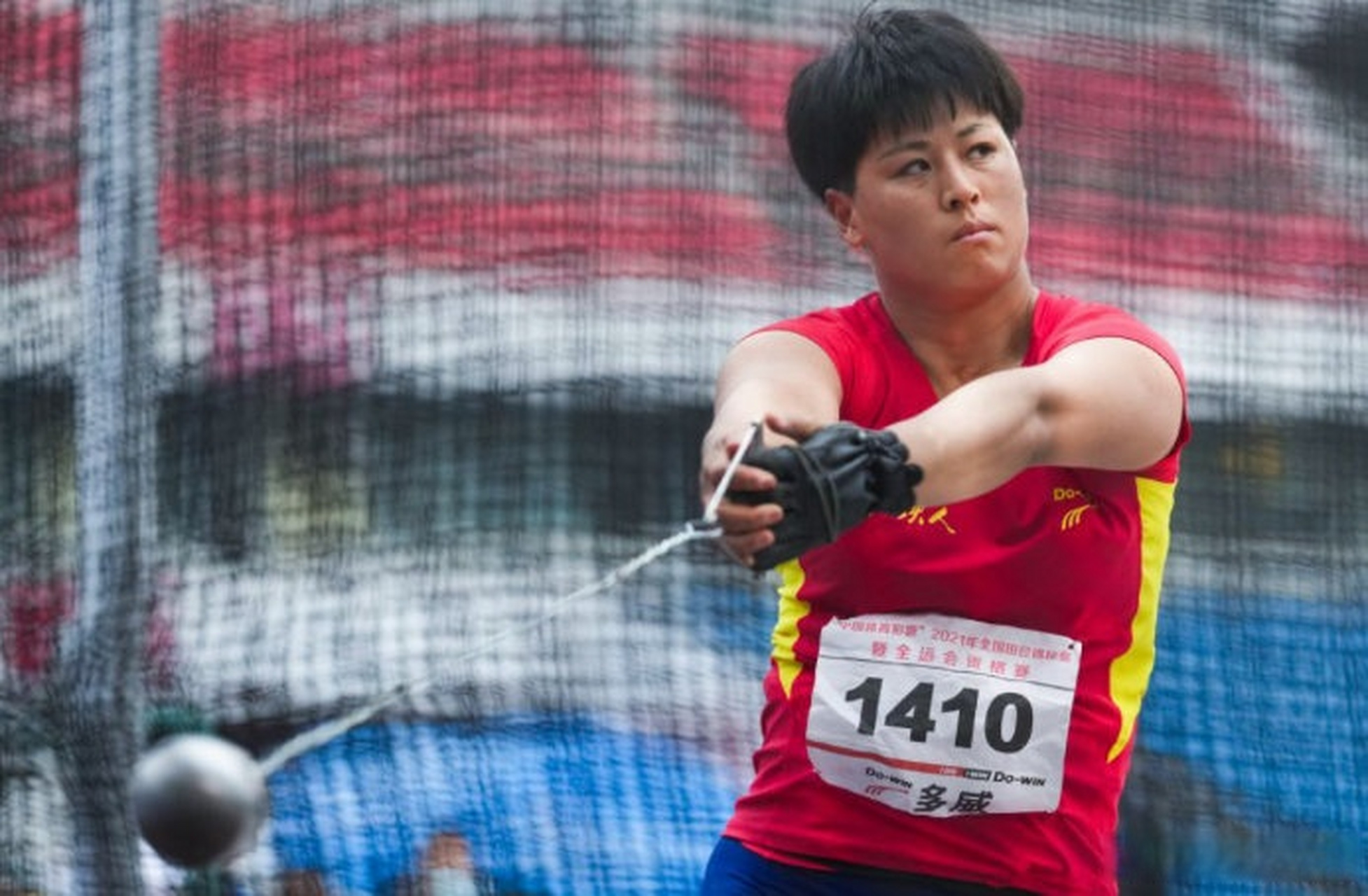 罗娜:中国女子链球领军者,第三次征战世锦赛,成绩稳定在74米左右