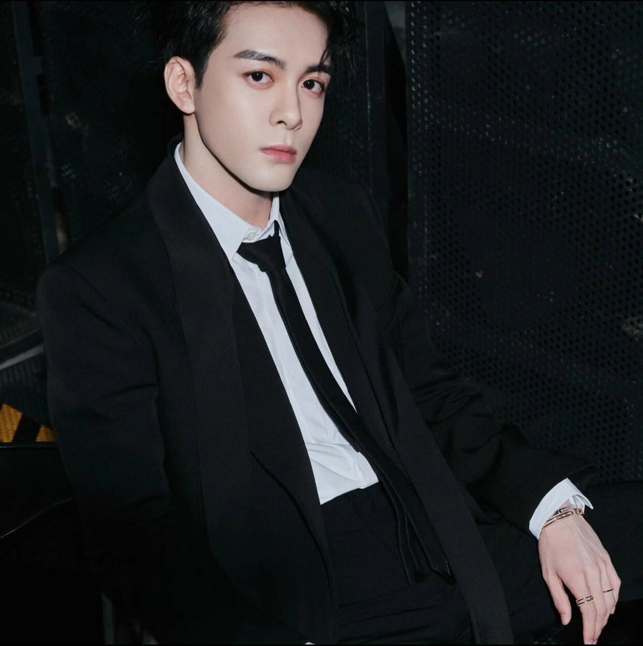 曾舜晞7015messika 演员曾舜晞佩戴messika move系列珠宝亮相《曾