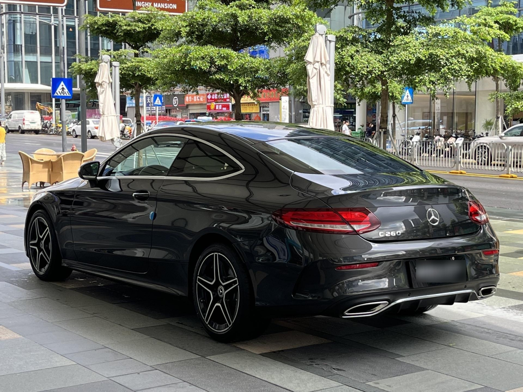 2021款 奔驰c260 轿跑车