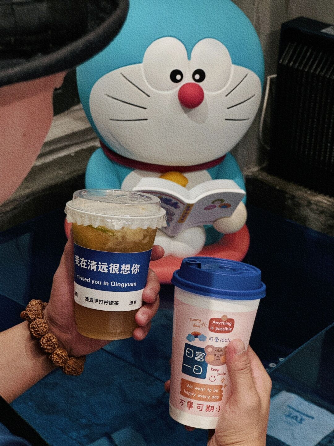 清远石灰塘发现了哆啦a梦主题的柠檬茶店  这家柠檬茶店,从门面到店内