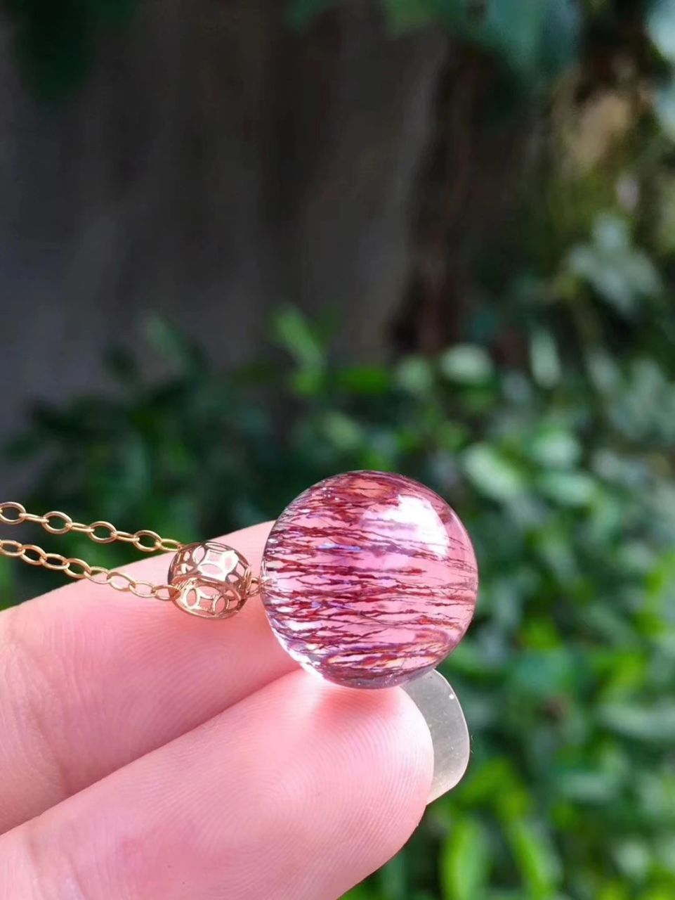 免费鉴定水晶‖假的染色红发晶你能看出来吗 免费鉴定和估价水晶.