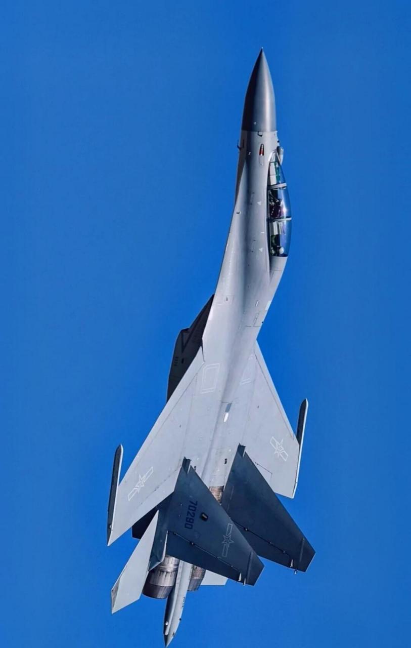 歼16战机各项性能参数: 中文名  歼-16 英文名称  j-16 multirole