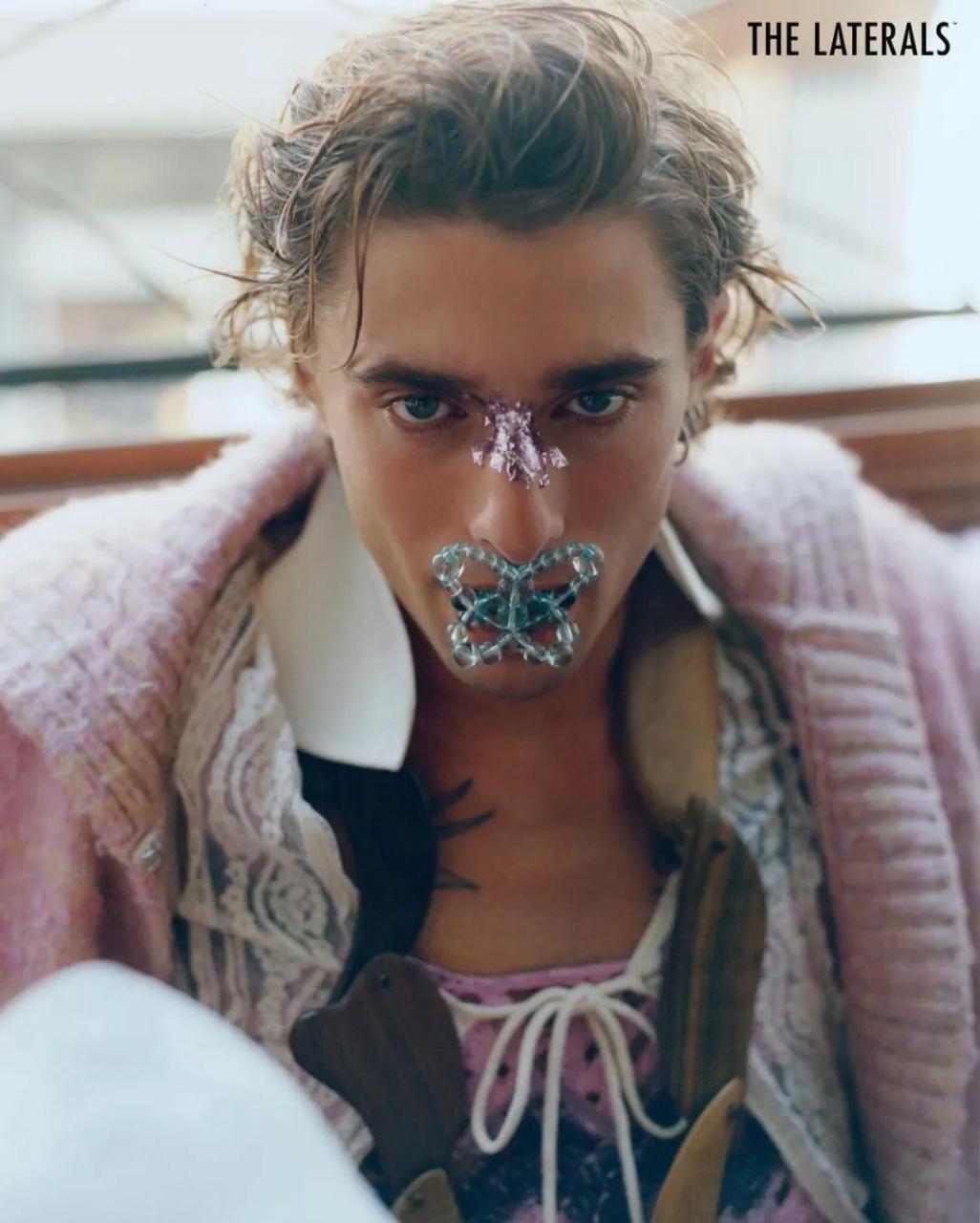 今年30岁的法国男演员达奈娃子 maxence danet-fauvel(马克桑斯·达奈