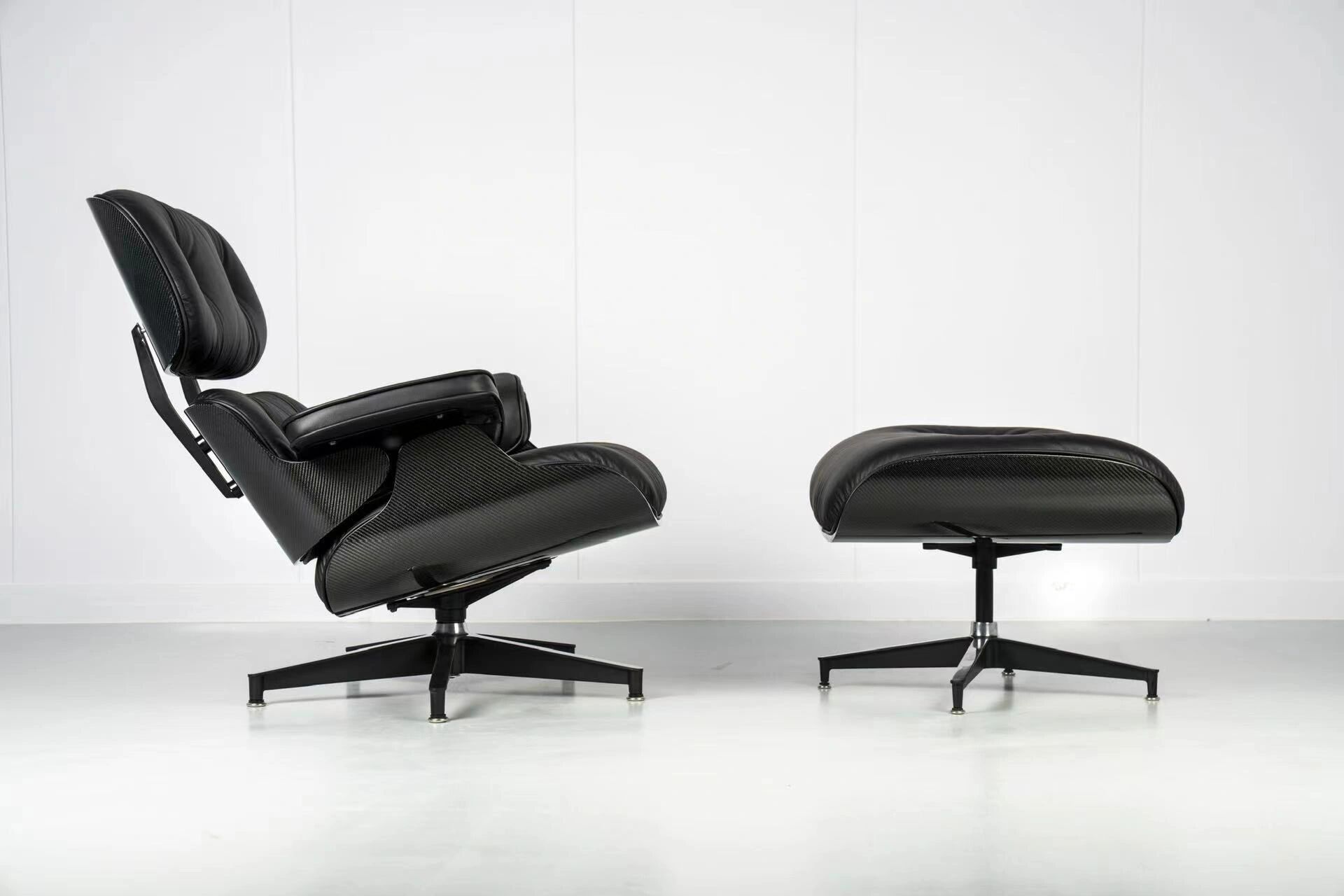 eames伊姆斯躺椅 eames lounge chair 1956年设计,目前为美国现代艺术
