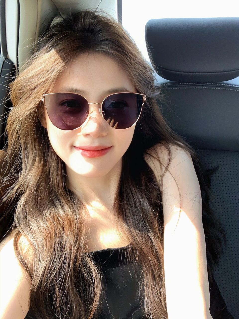 高清修图|图片精修|阳光墨镜女孩 cn:-伊慧